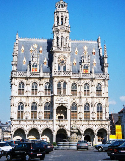 Hotel-de-Ville in 2003