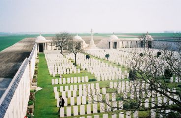 Loos Memorial to the Missing at the Dud Corner Cemetery